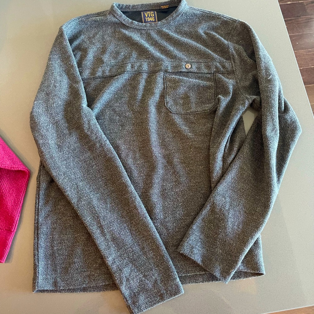 Mens long sleeve shirt